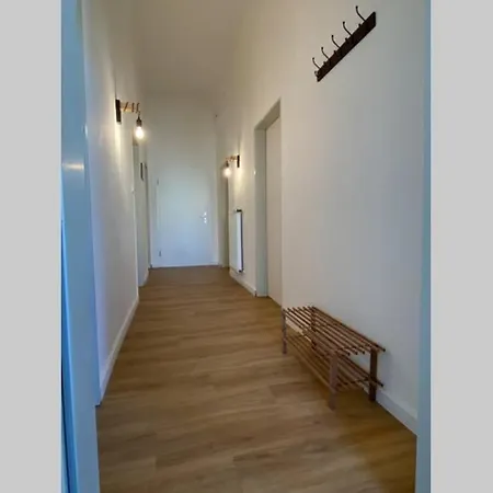 Charmante Altbauwohnung An Der Kesselschleuse 2 إمدن