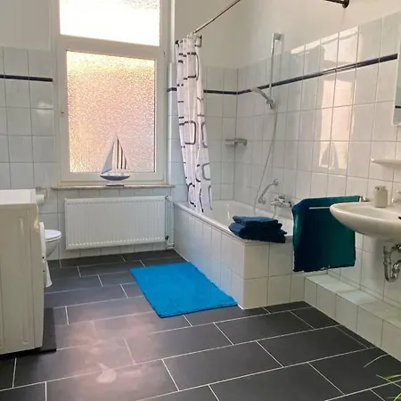 Charmante Altbauwohnung An Der Kesselschleuse 2 Apartmán *
