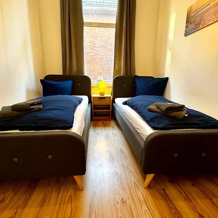 Apartmán Charmante Altbauwohnung An Der Kesselschleuse 2 Emden